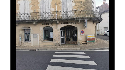 Photo du Banque Crédit Agricole Agence de Cazaubon à Cazaubon