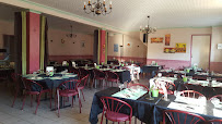 Atmosphère du Restaurant Chez Marie Thé à Ploërdut - n°12