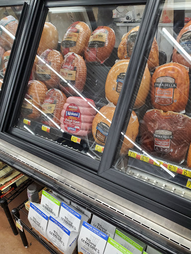 Department Store «Walmart Supercenter», reviews and photos, 4700 135th St, Crestwood, IL 60445, USA