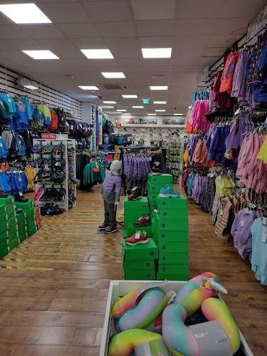 Reviews of Mountain Warehouse Maidstone in Maidstone - Sporting goods store