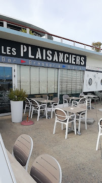 Atmosphère du Restaurant LES PLAISANCIERS à Saint-Quay-Portrieux - n°9