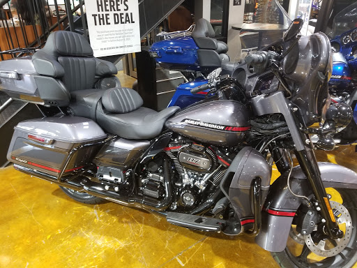 Harley-Davidson Dealer «Bergen County Harley-Davidson (Service Opens 9am)», reviews and photos, 124 Essex St, Rochelle Park, NJ 07662, USA