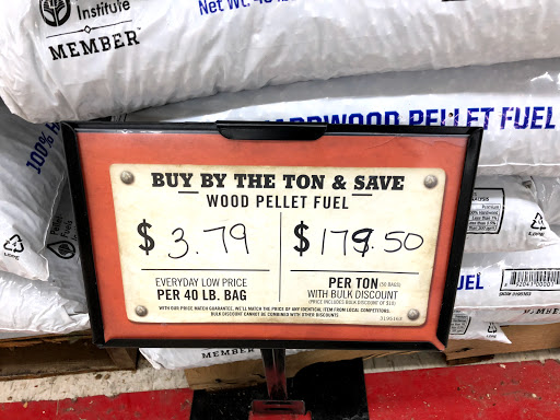 Home Improvement Store «Tractor Supply Co.», reviews and photos, 1550 Whitehall Rd, Muskegon, MI 49445, USA