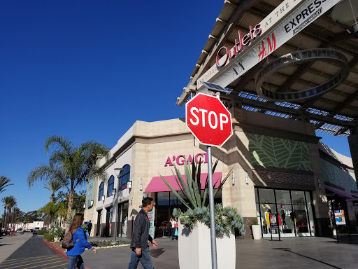Shopping Mall «Las Americas Premium Outlets», reviews and photos, 4211 Camino De La Plaza, San Diego, CA 92173, USA