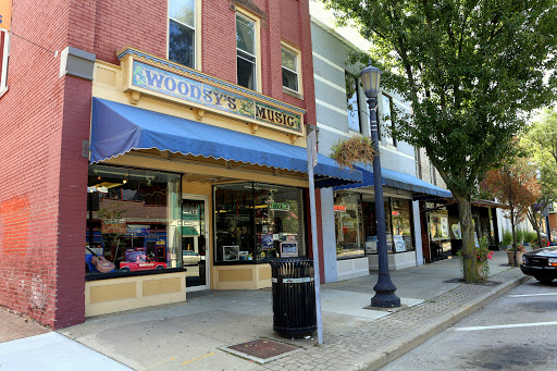 Woodsy's Music - Kent Headquarters