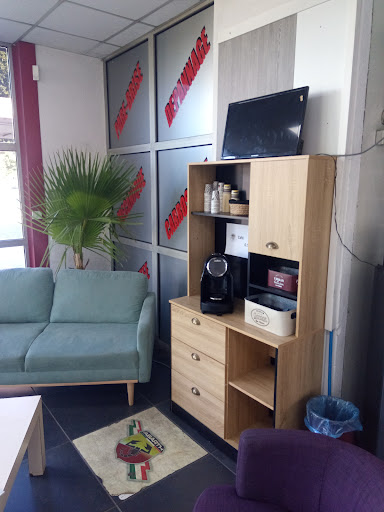 Photo 2 - Garage Du Pont Cassé