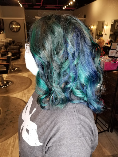 Beauty Salon «Salon 131», reviews and photos, 13049 Park Blvd N, Seminole, FL 33776, USA