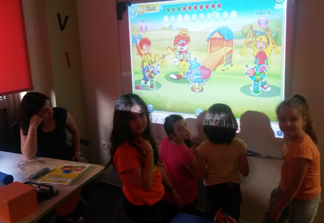 Αξιολογήσεις για το Multilingual Centre στην Κρωπία - Σχολείο