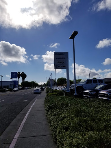Car Dealer «Hanlees Chrysler Dodge Jeep Ram Kia», reviews and photos, 4318 Chiles Rd, Davis, CA 95618, USA