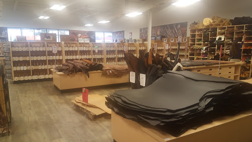 Craft Store «Tandy Leather Winter Park-125», reviews and photos, 6921 University Blvd, Winter Park, FL 32792, USA