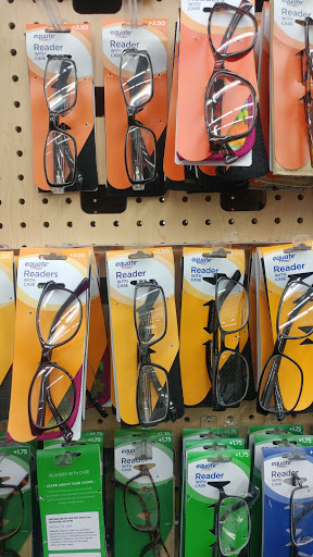 Discount Store «Walmart», reviews and photos, 1360 Town Centre Dr, Eagan, MN 55123, USA