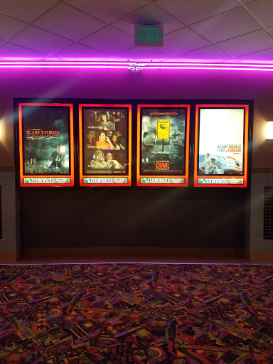 Movie Theater «Regal Cinemas Gulf Coast 16 & IMAX», reviews and photos, 10028 Gulf Center Dr, Fort Myers, FL 33913, USA