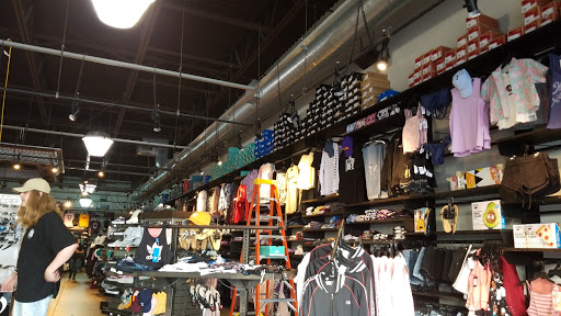 Clothing Store «Zumiez», reviews and photos, 4015 I-35 #705, San Marcos, TX 78666, USA
