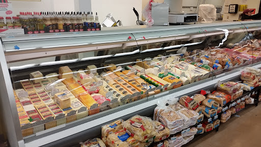 Grocery Store «Butera Market», reviews and photos, 600 Pearson Dr, Genoa, IL 60135, USA