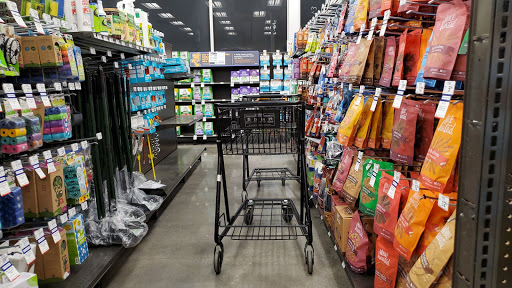 Pet Supply Store «Petco Animal Supplies», reviews and photos, 18200 NW Evergreen Pkwy, Beaverton, OR 97006, USA