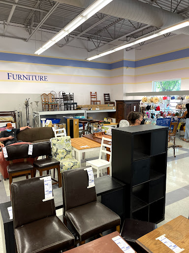 Association or Organization «Goodwill Industries of the Columbia Willamette», reviews and photos, 1943 SE 6th Ave, Portland, OR 97214, USA