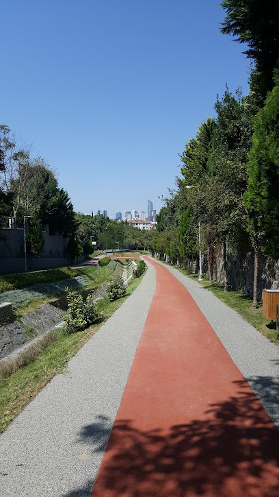 Alman Deresi Yürüyüş Parkı