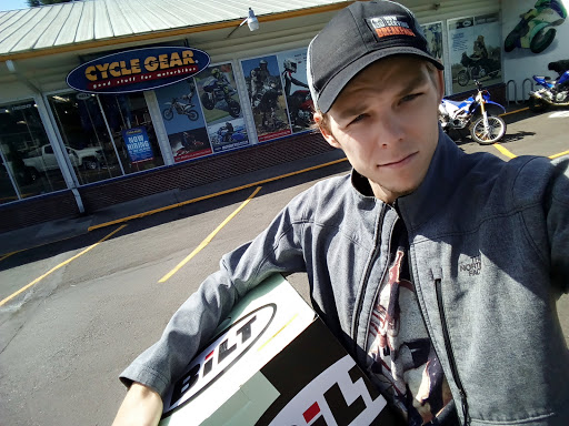 Motorcycle Parts Store «Cycle Gear», reviews and photos, 8930 SE Stark St, Portland, OR 97216, USA