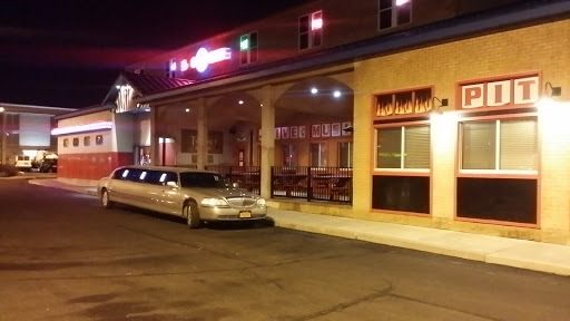 Barbecue Restaurant «Sticky Lips BBQ Juke Joint», reviews and photos, 830 Jefferson Rd, Rochester, NY 14623, USA