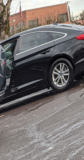 Car Wash «Beaverton Car Wash and Detail Center», reviews and photos, 12425 SW Canyon Rd, Beaverton, OR 97005, USA