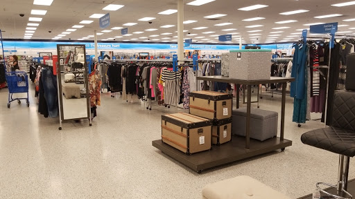 Clothing Store «Ross Dress for Less», reviews and photos, 1580 Foothill Blvd, La Verne, CA 91750, USA