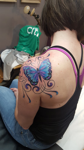 Tattoo Shop «Mothers Tattoo», reviews and photos, 617 Main St, Covington, KY 41011, USA