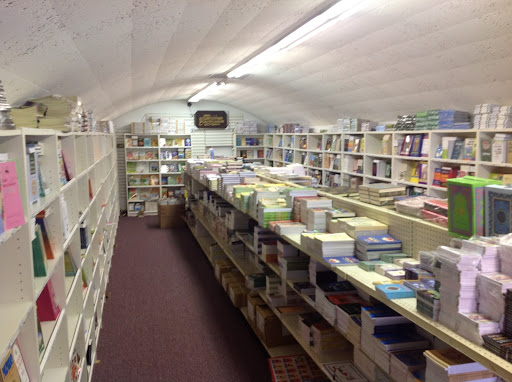 Clothing Store «Al-Minar Books & Islamic Fashion», reviews and photos, 5218-20 Chestnut St, Philadelphia, PA 19139, USA