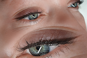 EyeBrow Cosmetics, Academy & Praktijk. image