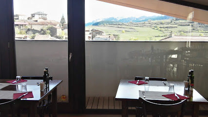 Local Social (Restaurant Montellà) - Carrer Tossal,ag. Montella, 8, 25725 Montellà, Lleida, Spain