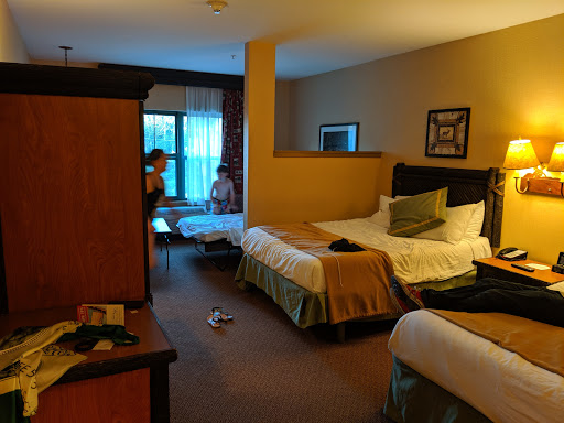 Resort «Six Flags Great Escape Lodge & Indoor Water park», reviews and photos, 89 Six Flags Drive, Queensbury, NY 12804, USA