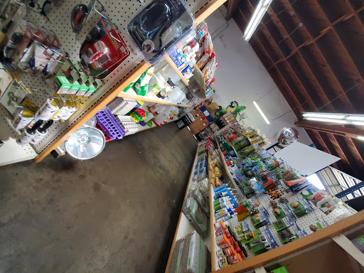 Pet Supply Store «Western Feed & Pet Supply», reviews and photos, 1600 34th St Sacramento, CA 95819 34th St, Sacramento, CA 95819, USA