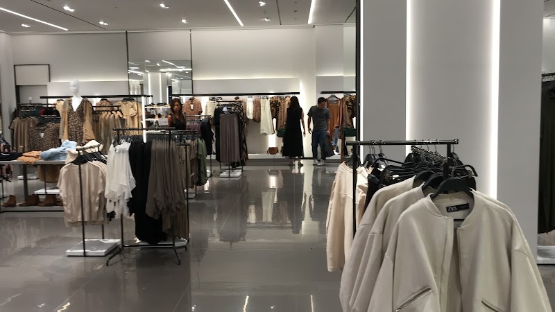 Zara みなとみらい東急スクエア 神奈川県 衣料品店 衣料品 グルコミ