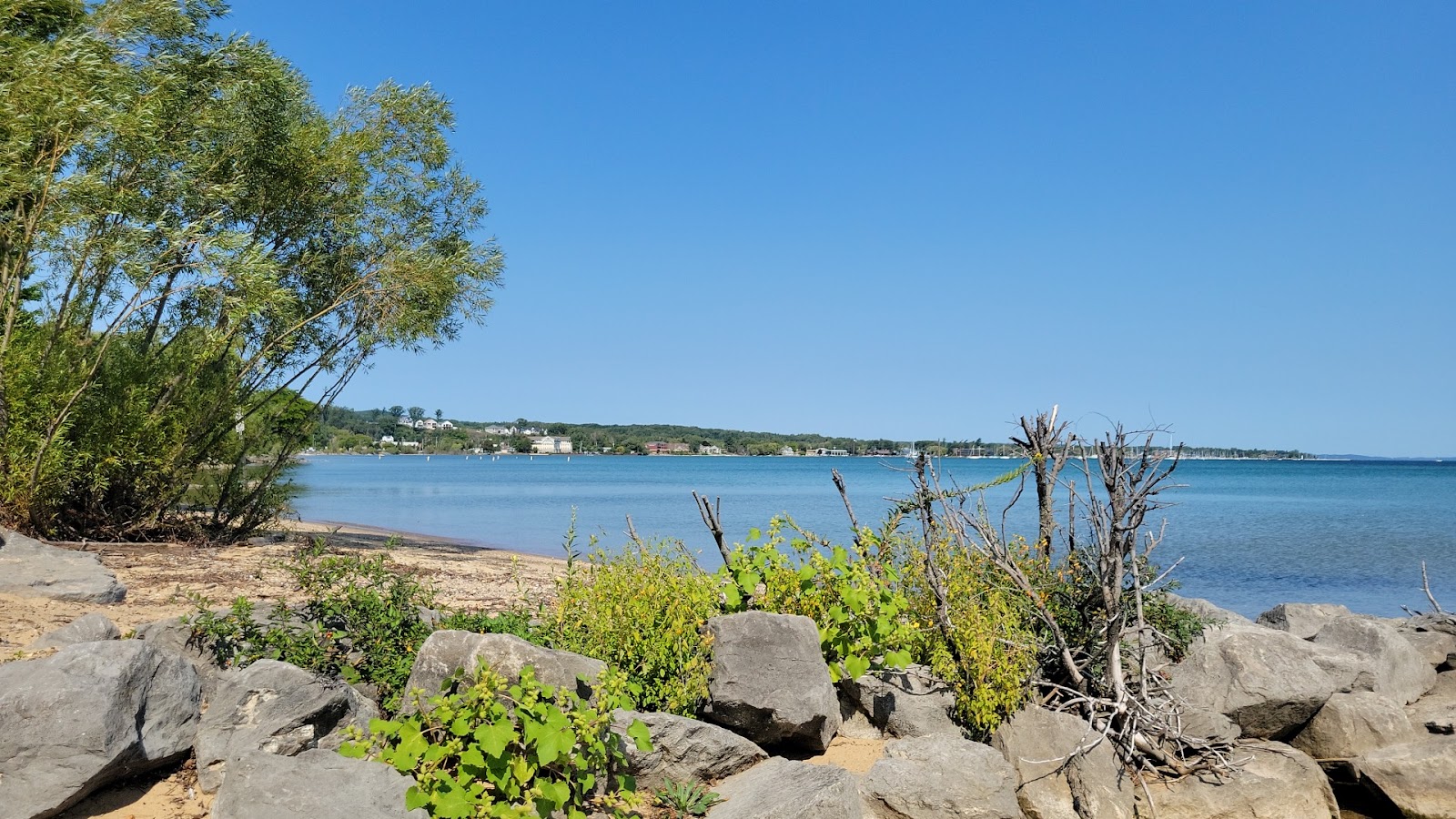 Photo of West End Beach and the settlement