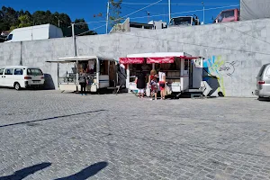 Feira dos Carvalhos image