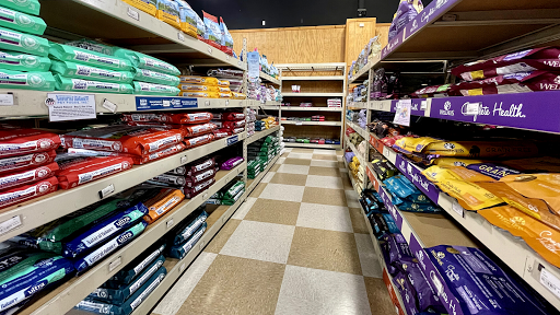 Tack Shop «Horses & Hounds», reviews and photos, 15 Mill Pond Rd, Granby, CT 06035, USA