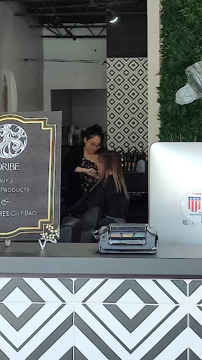 Hair Salon «Hello Beautiful Salon», reviews and photos, 1021 N Federal Hwy, Fort Lauderdale, FL 33304, USA