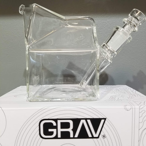 Tobacco Shop «Midtown Smoke Shop», reviews and photos, 3503 NE 2nd Ave, Miami, FL 33137, USA