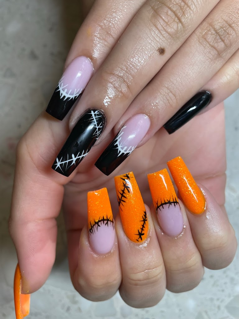 Q Nail Salon 34689