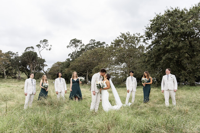 Reviews of Woollie Weddings in Auckland - Photography studio