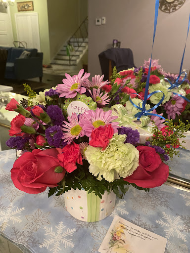 Florist «Axelrod Flowers», reviews and photos, 4429 Whitaker Ave, Philadelphia, PA 19120, USA