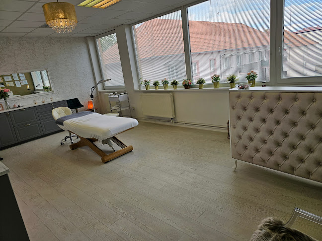 Salón Monique