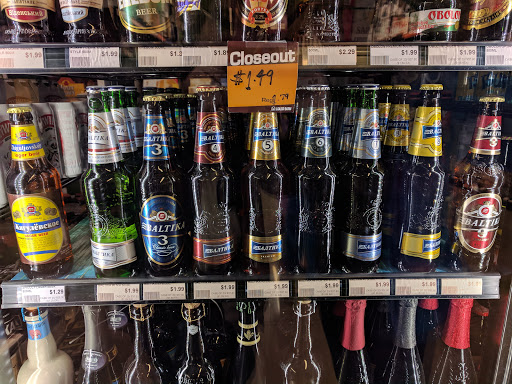 Liquor Store «Liquor Barn», reviews and photos, 287 E Dundee Rd, Wheeling, IL 60090, USA