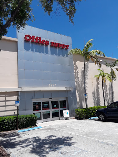Office Supply Store «Office Depot», reviews and photos, 1771 West Ave, Miami Beach, FL 33139, USA
