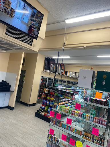 Tobacco Shop «2 Way Smoke Shop», reviews and photos, 7422 N 51st Ave, Glendale, AZ 85301, USA