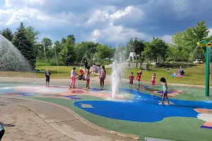 Richmond Green Park - Children's Splash Pad image