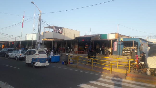 Mercado de Nuevo Ilo - Centro comercial