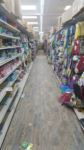 Dollar Store «One Dollar Zone», reviews and photos, 2500 Central Park Ave, Yonkers, NY 10710, USA