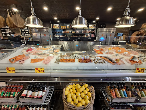 Market «Westborn Market», reviews and photos, 27659 Woodward Ave, Berkley, MI 48072, USA