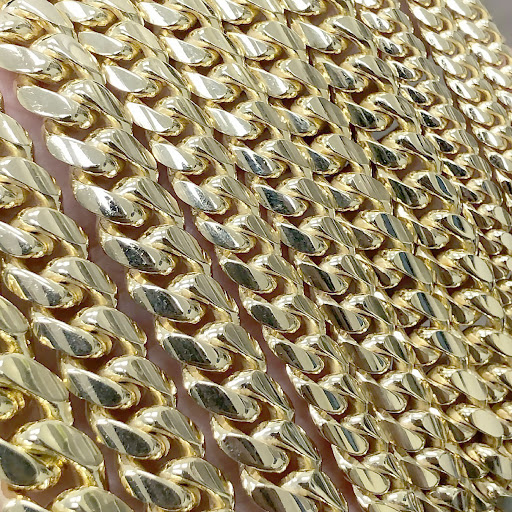 Jewelry Store «Torres Omar Jewelers», reviews and photos, 2624 N Milwaukee Ave, Chicago, IL 60647, USA