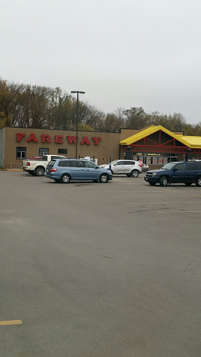 Grocery Store «Fareway Grocery», reviews and photos, 804 Nile Kinnick Dr S, Adel, IA 50003, USA